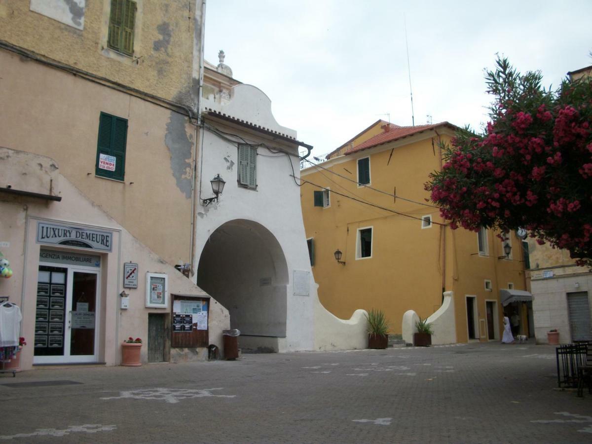 Ca Di Nevi Apartment Riva Ligure Luaran gambar